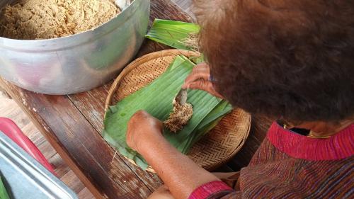 ขนมตดหมา 